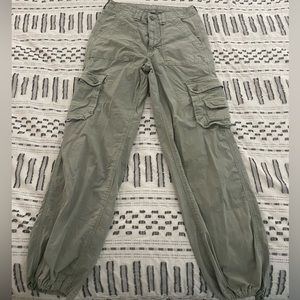 American Eagle Snappy Stretch Baggy Cargo Jogger